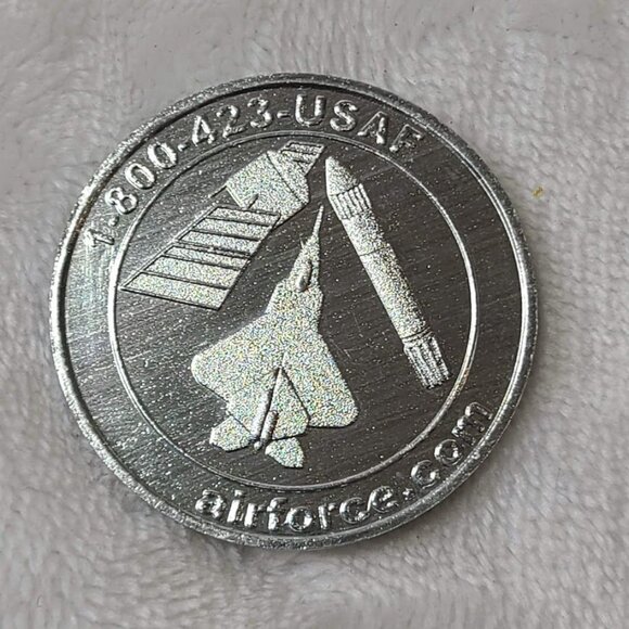 US Air Force Cross into the Blue Large Recruiting Challenge Coin Aluminum - Picture 4 of 5